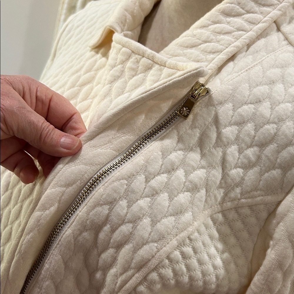 Gorgeous Fabric Moto - Picture 12 of 13